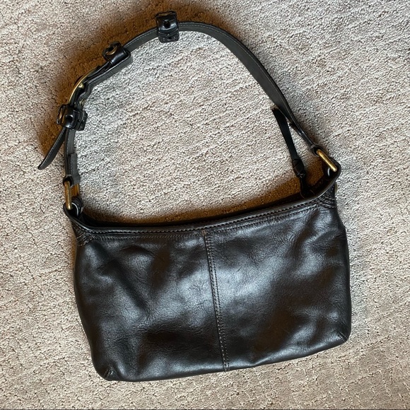 Coach Handbags - COACH y2k leather purse